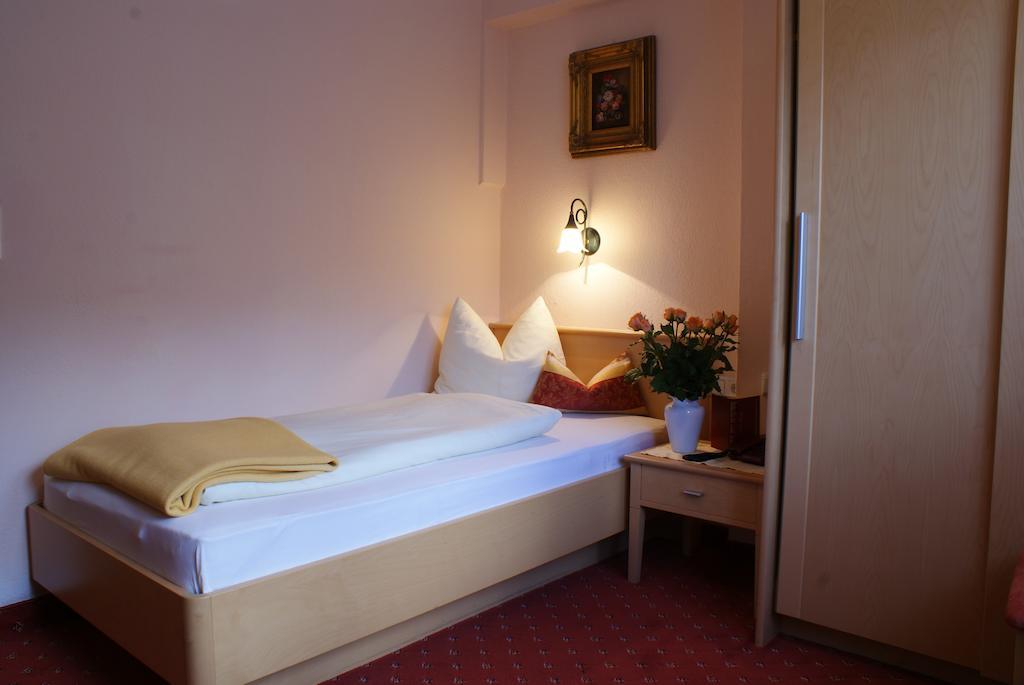 Gasthof Riederhof ゲルロス 部屋 写真